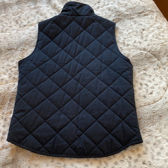 NWOT - Thread & Supply quilted vest. Size Medium. - Picture 6 of 13